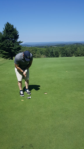 Golf Course «Apple Mountain Golf & CC», reviews and photos, 369 Hazen Oxford Rd, Belvidere, NJ 07823, USA