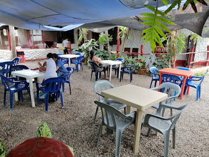Casa Vieja. Hostal y restaurante - Cl. 2f #6b-105 a 6b-7, Manaure, Cesar, Colombia