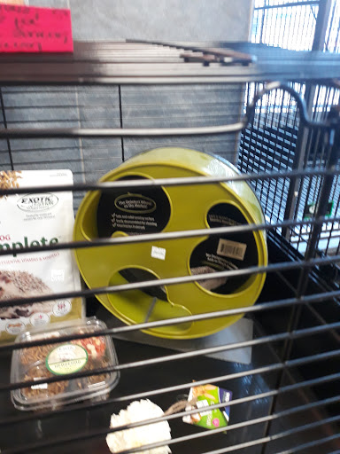 Pet Supply Store «House of Pets Inc», reviews and photos, 29500 Ford Rd, Garden City, MI 48135, USA