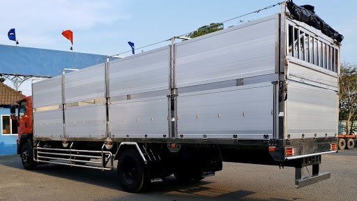 XE TẢI ISUZU BÌNH PHƯỚC