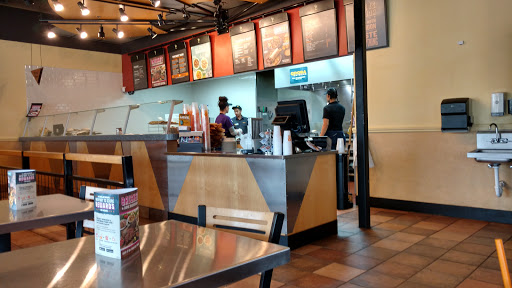 Mexican Restaurant «QDOBA Mexican Eats», reviews and photos, 2301 Clover Basin Dr, Longmont, CO 80501, USA