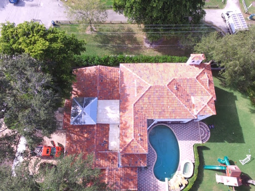 Roofing Contractor «Gomez Roofing», reviews and photos, 1015 NW 31st Ave, Pompano Beach, FL 33069, USA