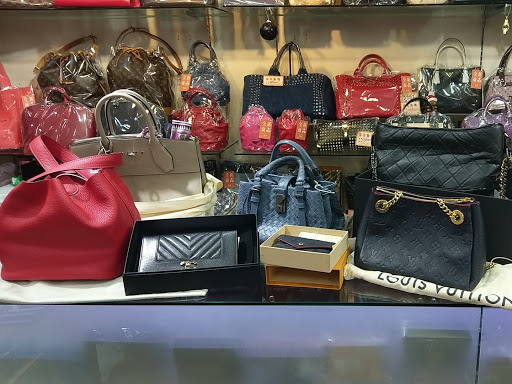 Stores to buy loewe handbags Taipei