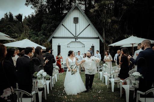 La Rosa' Auckland Wedding photographer & videographer