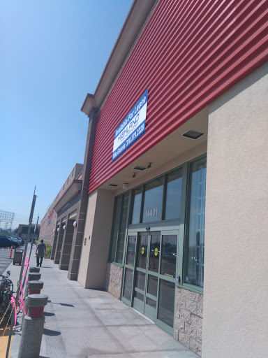 Office Supply Store «Staples», reviews and photos, 3451 W Century Blvd, Inglewood, CA 90303, USA