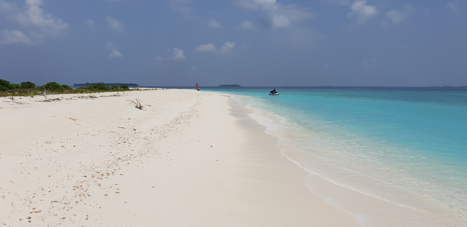 Photo of Kihaadhoo Beach with turquoise pure water surface