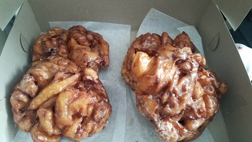 Donut Shop «Sprinkles Donut Shop», reviews and photos, 8467 Algoma Ave NE, Rockford, MI 49341, USA