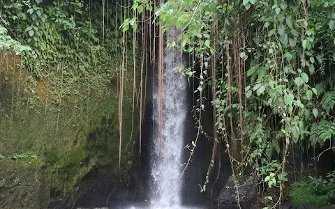 Sumampan Waterfall image