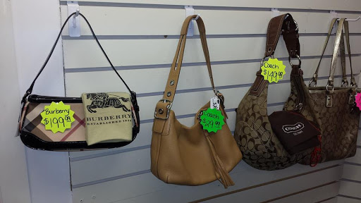 Pawn Shop «Allied Pawn Loans & Jewelry», reviews and photos, 2013 Central Ave #900, Dubuque, IA 52001, USA