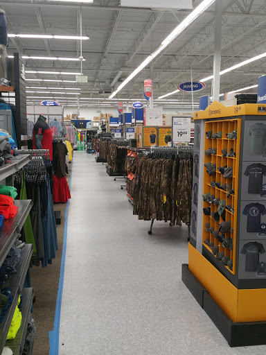 Sporting Goods Store «Academy Sports + Outdoors», reviews and photos, 7205 Pinnacle Pkwy, Covington, LA 70433, USA