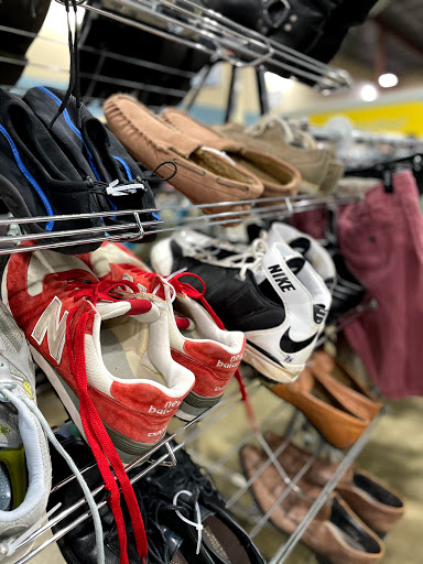 Thrift Store «Missions Thrift Store», reviews and photos, 2721 E Millbrook Rd, Raleigh, NC 27604, USA