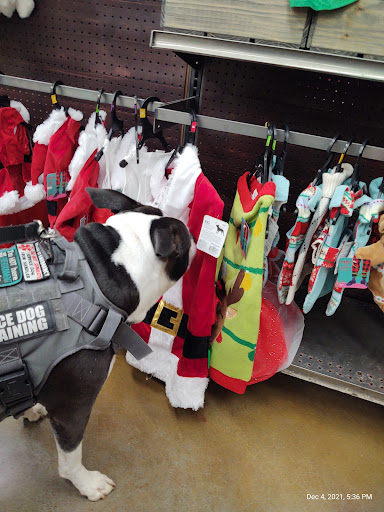 Pet Supply Store «Petco Animal Supplies», reviews and photos, 3975 Cascades Blvd #30, Kent, OH 44240, USA