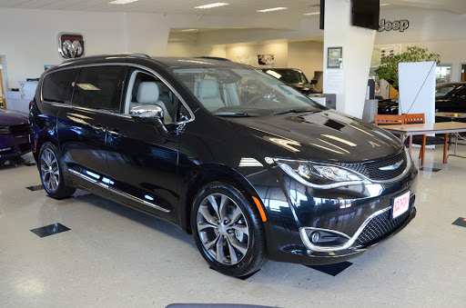 Car Dealer «Southtown Chrysler Dodge Jeep Ram», reviews and photos, 2412 N Jefferson Way, Indianola, IA 50125, USA