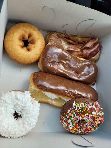 Donut Shop «Donut King», reviews and photos, 7401 Greenback Ln, Citrus Heights, CA 95610, USA