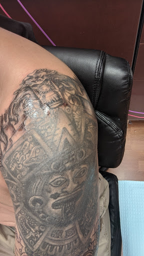 Tattoo Shop «Altered Flesh Tattoo», reviews and photos, 26893 Bouquet Canyon Rd # E, Santa Clarita, CA 91350, USA