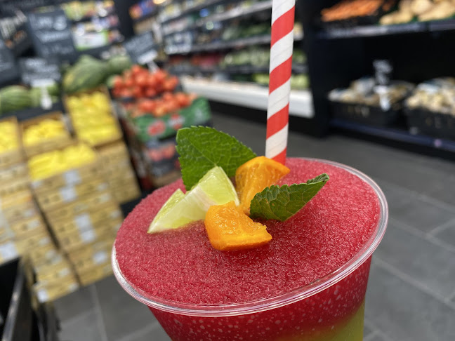 Reviews of Fruity Season in London - Supermarket