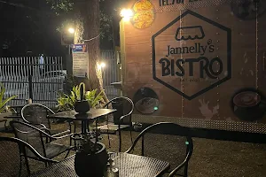 Jannelly's Bistro image