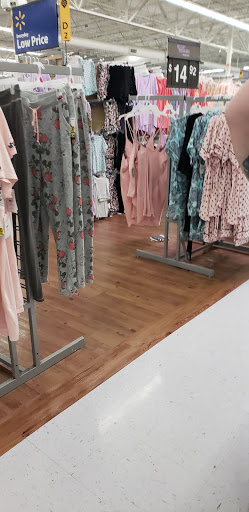 Department Store «Walmart Supercenter», reviews and photos, 915 N Chancery St, McMinnville, TN 37110, USA