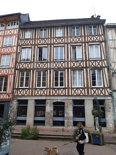 Avis sur Salman Raja à Rouen - Architecte