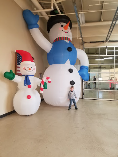 Chrysler Dealer «Henkel Chrysler Jeep Dodge», reviews and photos, 1275 W Dickman Rd, Springfield, MI 49037, USA