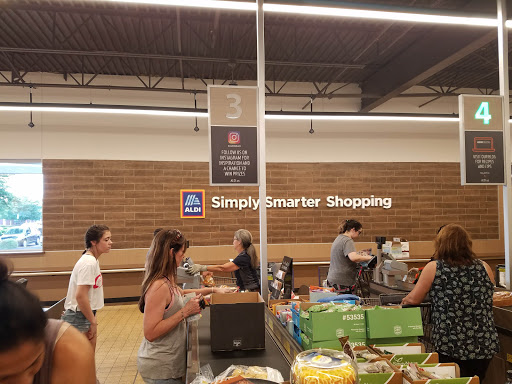 Supermarket «ALDI», reviews and photos, 1610 N Germantown Pkwy, Cordova, TN 38016, USA