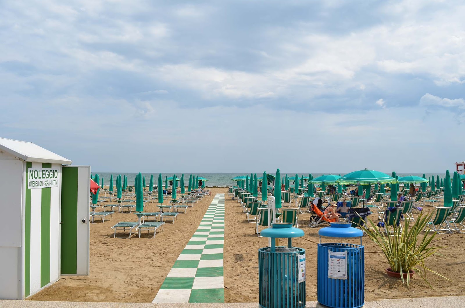 Photo de Spiaggia di Jesolo et le règlement