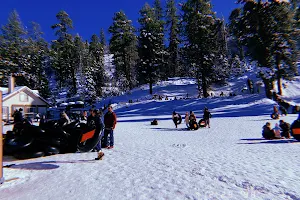 Snowdrift Snow Tubing Park image