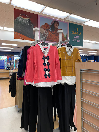 Department Store «Marshalls», reviews and photos, 3205 Alderwood Mall Blvd, Lynnwood, WA 98037, USA