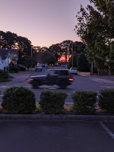 Furniture Store «At Home Furniture and Mattress Superstore», reviews and photos, 930 Hill St SE, Albany, OR 97322, USA