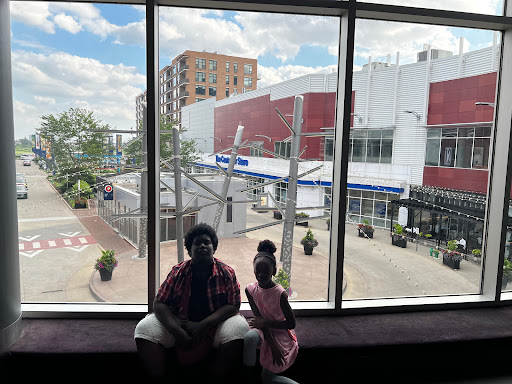 Movie Theater «ShowPlace ICON Theatres at Roosevelt Collection with ICON•X - Chicago», reviews and photos, 1011 S Delano Ct, Chicago, IL 60605, USA