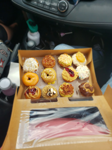 Donut Shop «Peace, Love, and Little Donuts», reviews and photos, 1411 Amherst Rd NE, Massillon, OH 44646, USA