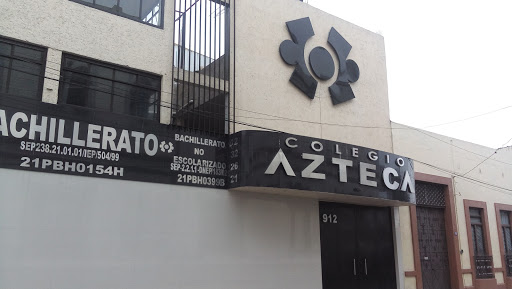 Colegio Azteca de Puebla en Puebla