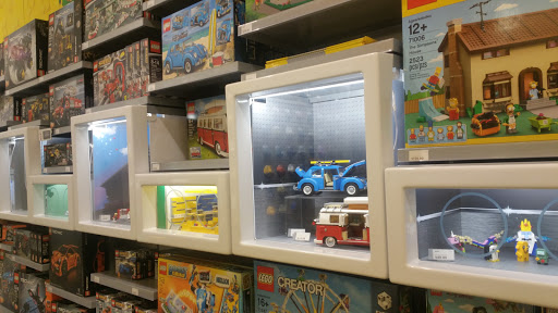 Toy Store «The LEGO Store», reviews and photos, 6600 Topanga Canyon Blvd, Canoga Park, CA 91303, USA