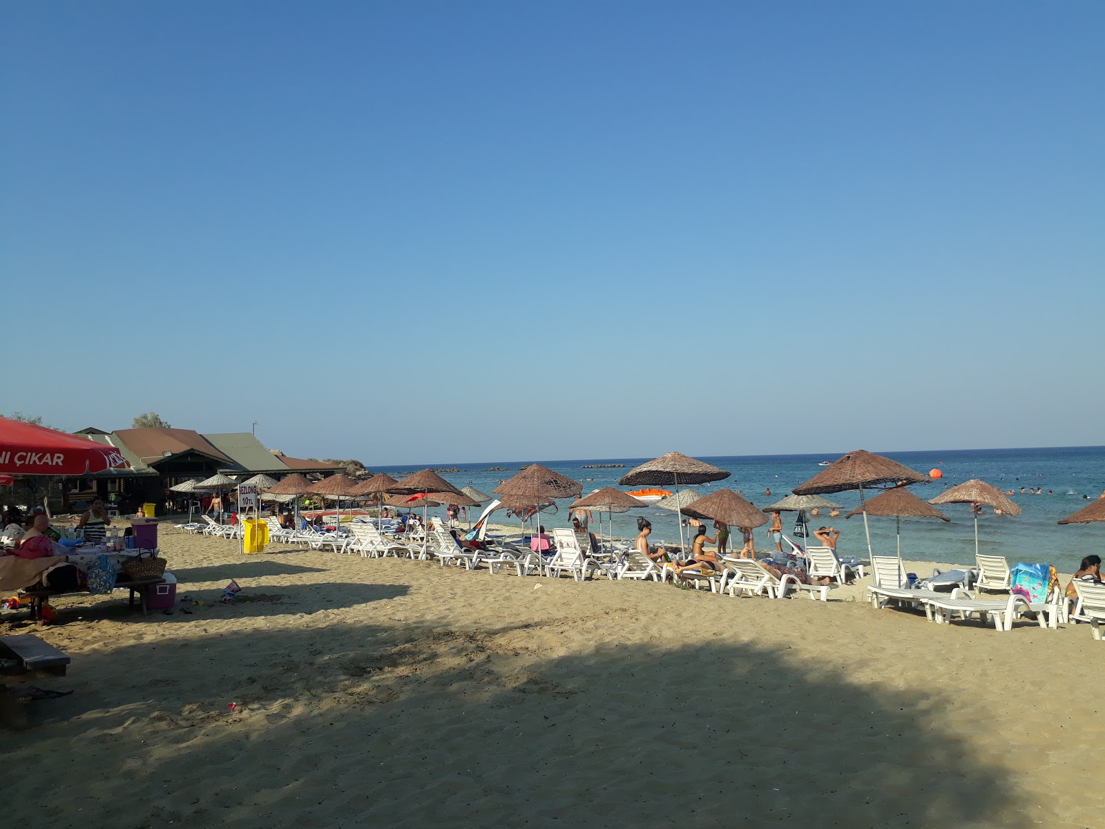 Photo de Golden Bay Beach - recommandé pour les voyageurs en famille avec des enfants