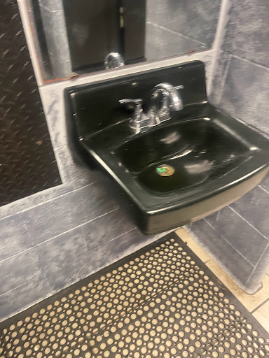 Truck Stop «301 Travel Plaza», reviews and photos, 921 Middletown Warwick Rd, Middletown, DE 19709, USA