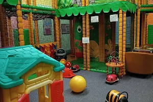 Little Monkey's Funhouse Warwick image