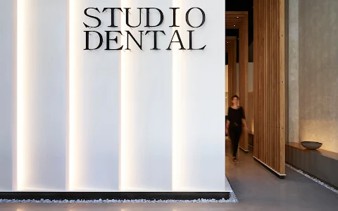 Studio Dental image
