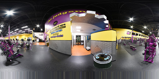 Gym «Planet Fitness», reviews and photos, 116 Kroemer Ave, Riverhead, NY 11901, USA