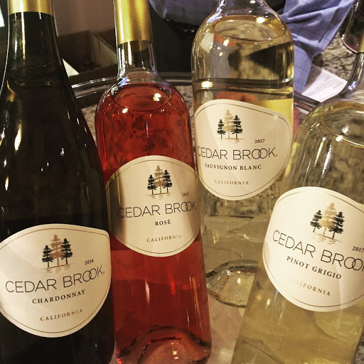 Wine Bar «WineStyles of West Des Moines», reviews and photos, 5515 Mills Civic Pkwy #120, West Des Moines, IA 50266, USA