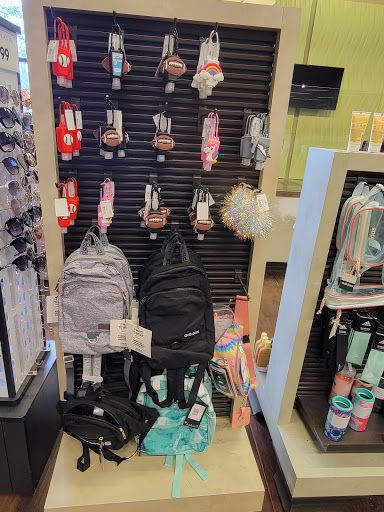 Shoe Store «DSW Designer Shoe Warehouse», reviews and photos, 635 E Boughton Rd, Bolingbrook, IL 60440, USA