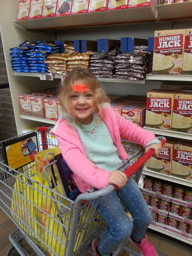 Shopping Mall «Beards Hill Plaza Shopping Center», reviews and photos, 949 Beards Hill Rd, Aberdeen, MD 21001, USA