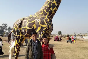 Public Park Khanki image