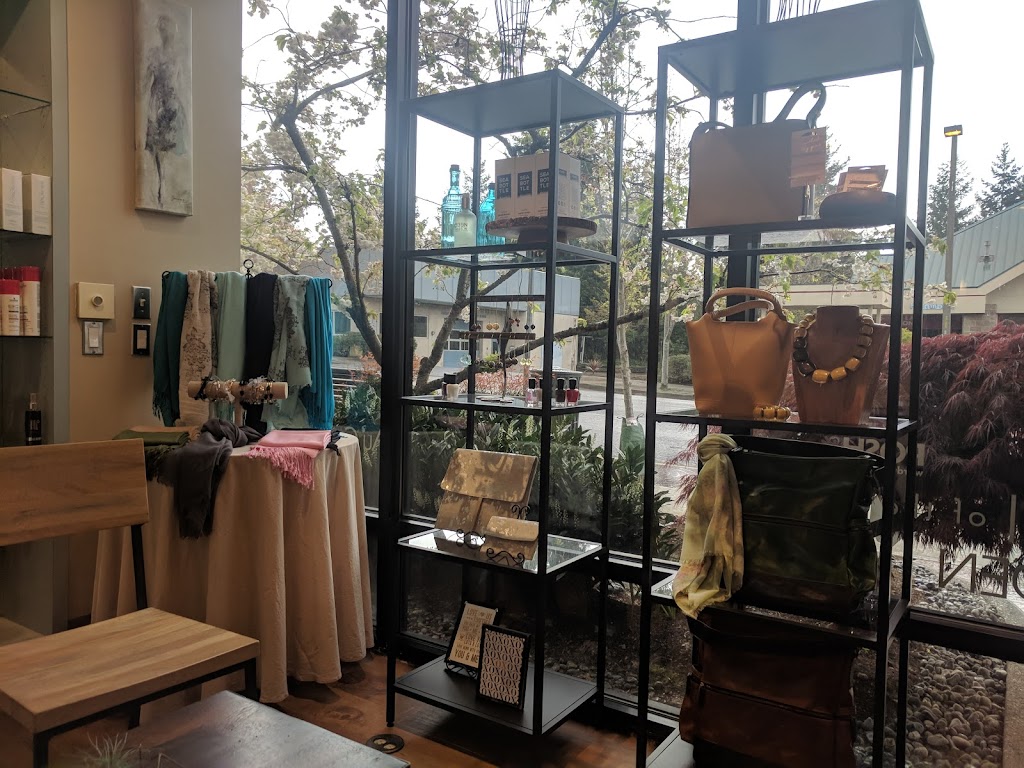 Au Courant Salon & The DEN, POSH Wardrobe Consulting 98040