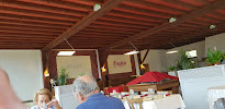 Atmosphère du Restaurant ESPRIT BEAUJOLAIS à Saint-Étienne-des-Oullières - n°1
