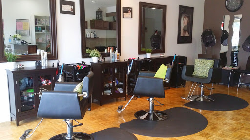 Beauty Salon «Wendy Hair Salon», reviews and photos, 2140 Drew St N, Clearwater, FL 33765, USA