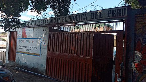 Escuela República del Peru