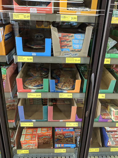 Supermarket «ALDI», reviews and photos, 571 E 24th St, Holland, MI 49423, USA