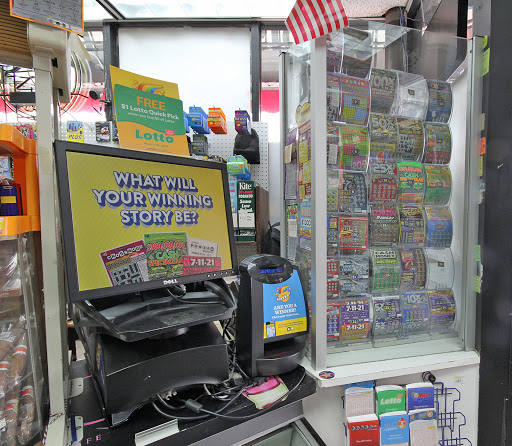 Liquor Store «Buy Low Liquor Store», reviews and photos, 3360 W Montrose Ave, Chicago, IL 60618, USA