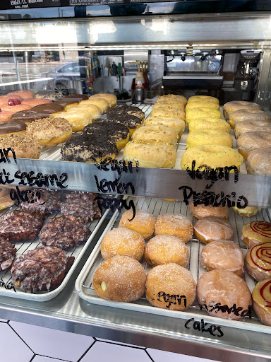 Donut Shop «SK Donuts & Croissant», reviews and photos, 5850 W 3rd St, Los Angeles, CA 90036, USA