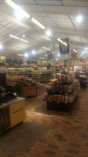 Supermarket «Weis Markets», reviews and photos, 160 Robinson St, Binghamton, NY 13904, USA